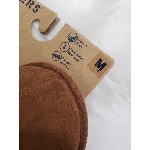 NEW DOCKERS MEN'S SUEDE SLIPP ON‎ BROWN SLIPPERS MEDIUM 7/8 HOUSE SHOE - Picture 2 of 3